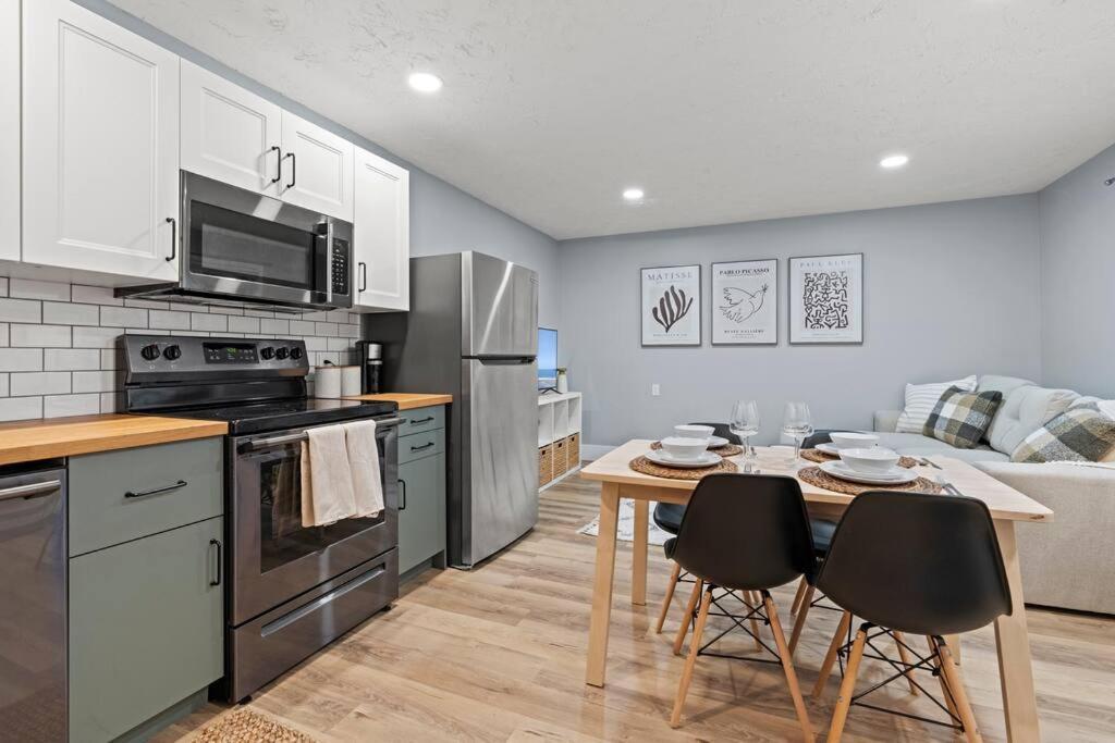 Elegant Boho Retreat - 8 Min To Wem Edmonton