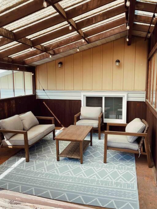 Holiday home Elegant Boho Retreat - 8 Min To Wem Edmonton